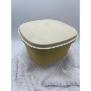 Vintage Tupperware Colander Strainer Bowl and Lid Classic Harvest Gold